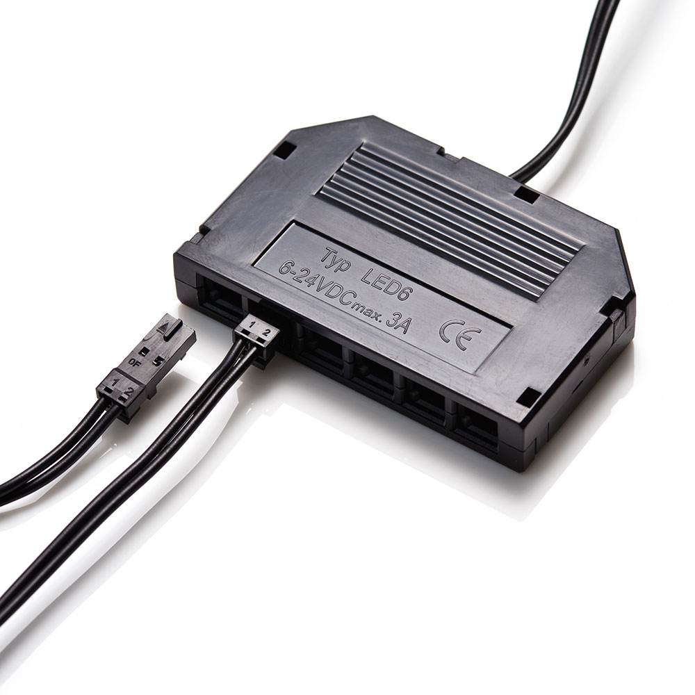 driver_12V_Verdeeldoos.jpg driver_12V_Verdeeldoos.jpg